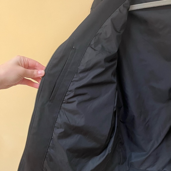 Lightweight jacket - Picture 7 of 8